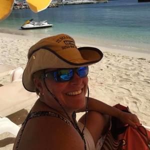 Meet your Posher, Yvonne